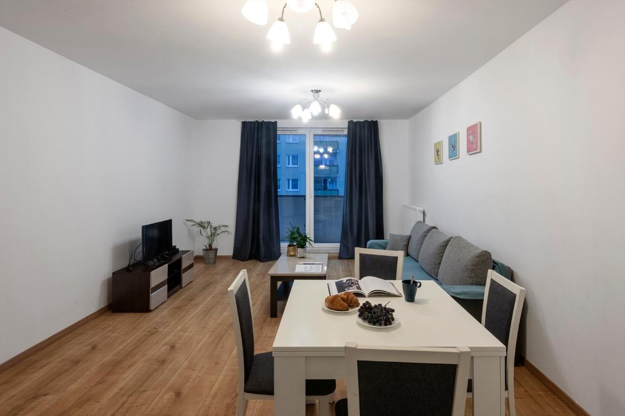 Waw Apartamenty Manhattan Warsaw Exterior photo