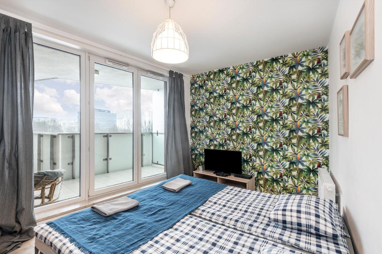 Waw Apartamenty Manhattan Warsaw Exterior photo