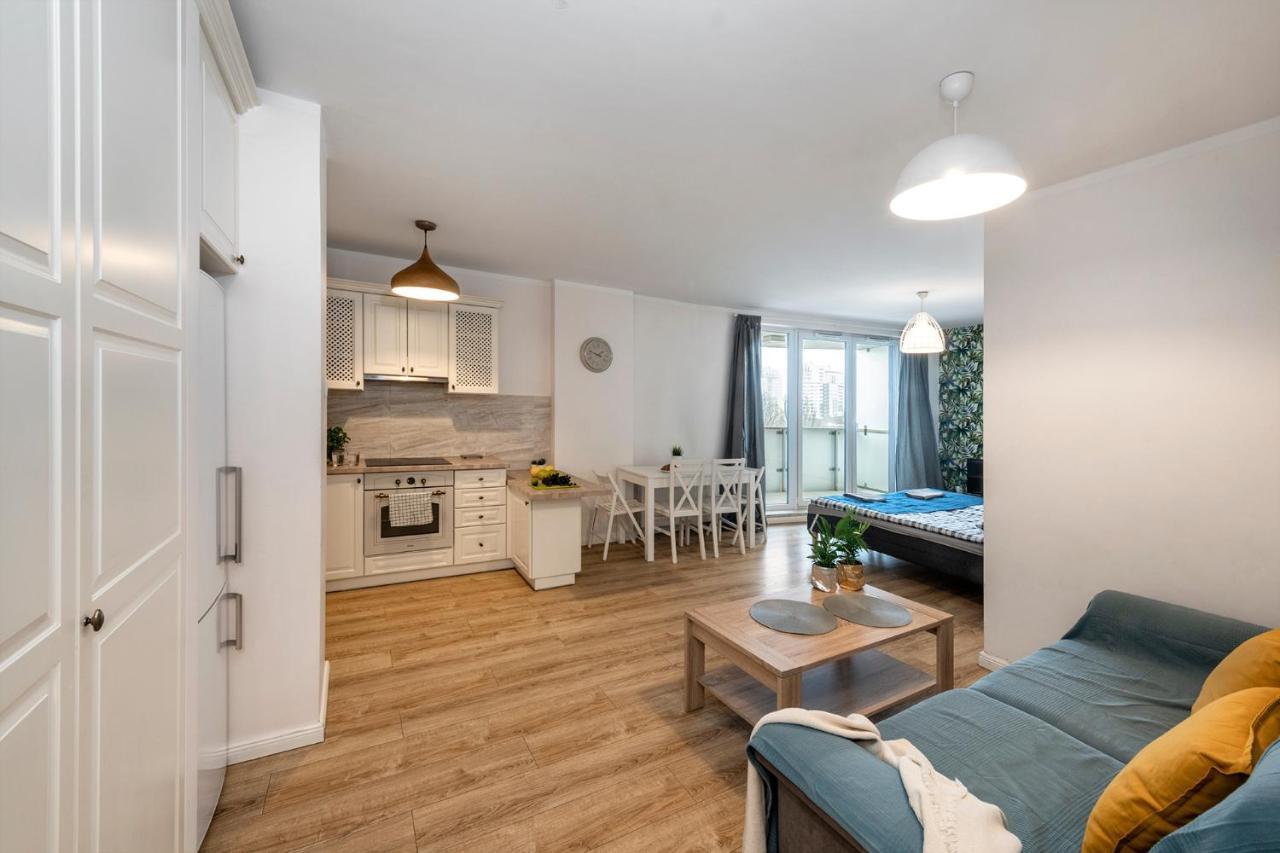 Waw Apartamenty Manhattan Warsaw Exterior photo