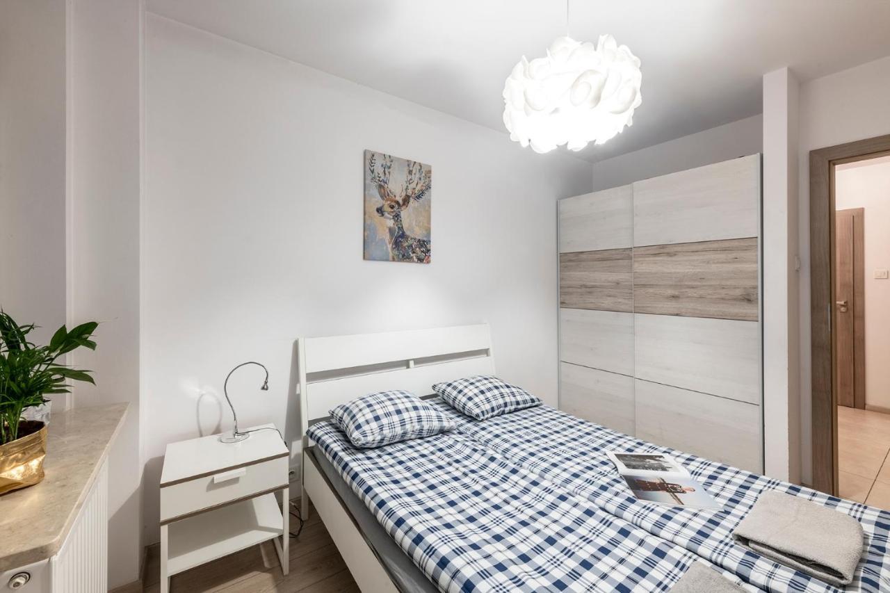 Waw Apartamenty Manhattan Warsaw Exterior photo