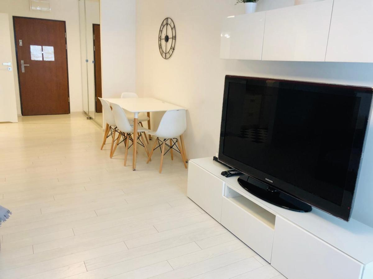 Waw Apartamenty Manhattan Warsaw Exterior photo